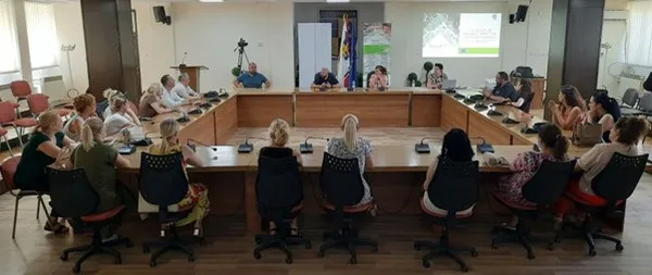 From Roots to Results: SCALE-UPโs Impact in Strumica - www.scaleup ...